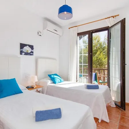 Playa Cristina By Villa Fornells (Menorca)